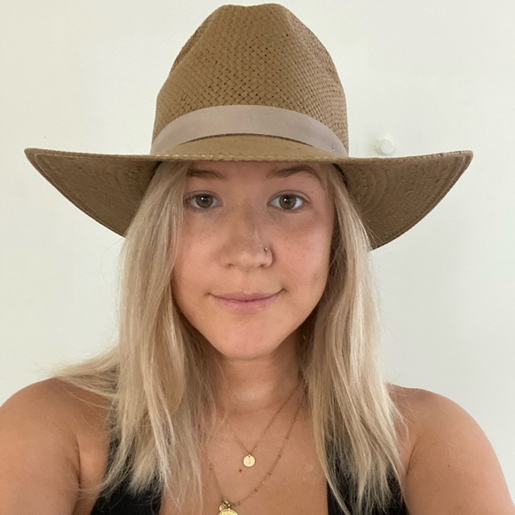 Janessa Leone Adriana Hat NWT - Picture 3 of 3